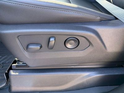 2026 Chevrolet Silverado 1500 — photo 18 view