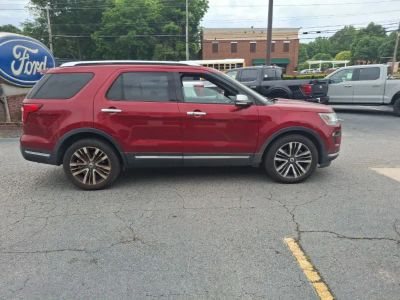 2018 Ford Explorer - Photo 3