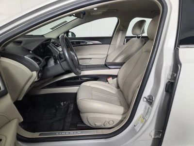 2019 Lincoln MKZ — photo 11 view