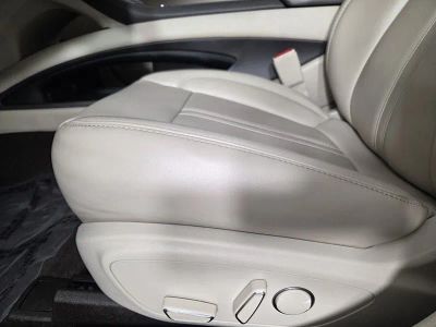 2019 Lincoln MKZ — photo 12 view