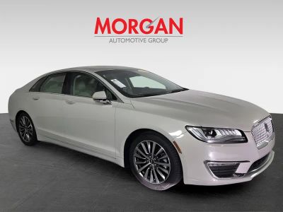 2019 Lincoln MKZ — side profile view