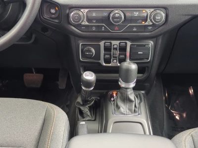2026 Jeep Wrangler — photo 19 view