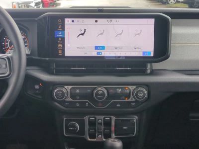 2026 Jeep Wrangler — photo 18 view