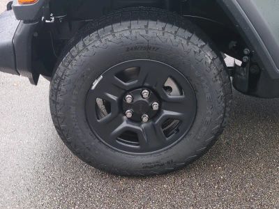 2026 Jeep Wrangler — photo 11 view