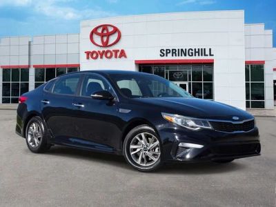 2019 Kia Optima - Photo 1