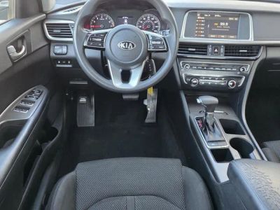 2019 Kia Optima - Photo 10