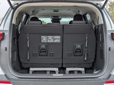 2026 Kia Carnival — photo 13 view