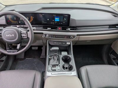 2026 Kia Carnival — photo 21 view