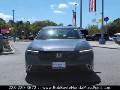 2026 Honda Accord Hybrid - Photo 8