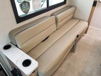 2027 Thor Motor Coach CHATEAU — photo 13 view