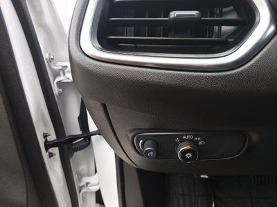 2024 Chevrolet Equinox — photo 13 view
