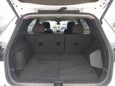 2024 Chevrolet Equinox — photo 11 view