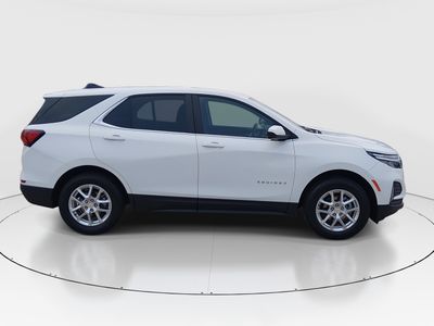 2024 Chevrolet Equinox — photo 8 view