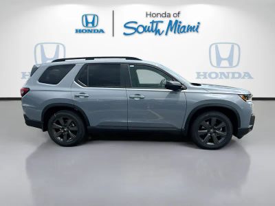 2026 Honda Pilot — photo 8 view