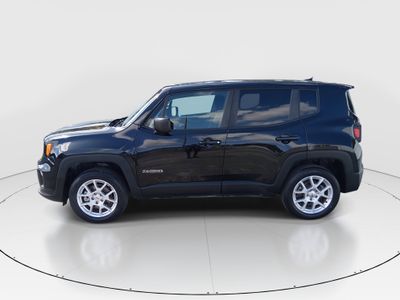 2023 Jeep Renegade - Photo 4