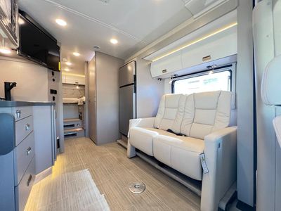 2026 Winnebago VIEW - Photo 11