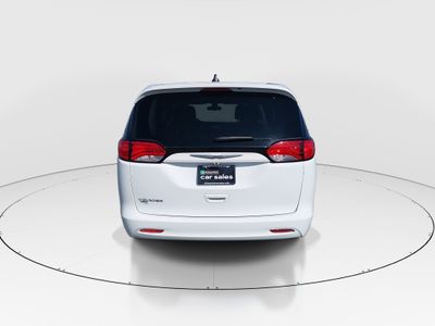 2022 Chrysler Voyager - Photo 6