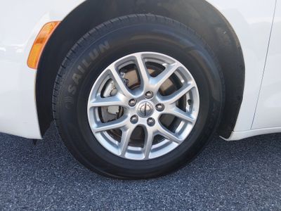 2022 Chrysler Voyager - Photo 10