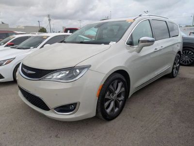 2019 Chrysler Pacifica - Photo 1