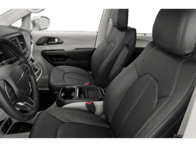 2019 Chrysler Pacifica - Photo 12