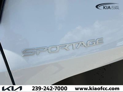2026 Kia Sportage — photo 10 view