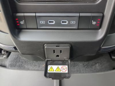 2026 Ram 1500 — photo 16 view