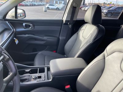2026 Kia Sorento — photo 9 view