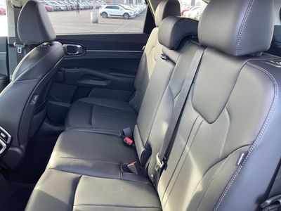 2026 Kia Sorento — photo 18 view
