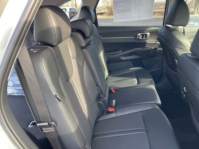2026 Kia Sorento — photo 14 view