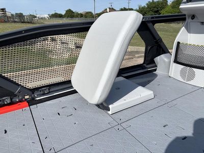 2025 Sea-Doo Switch Sport 21 - 230 hp Painted - Photo 7