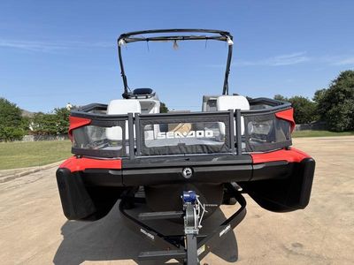 2025 Sea-Doo Switch Sport 21 - 230 hp Painted - Photo 2