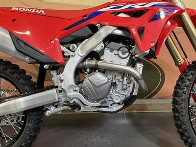 2024 Honda CRF250R - Photo 10