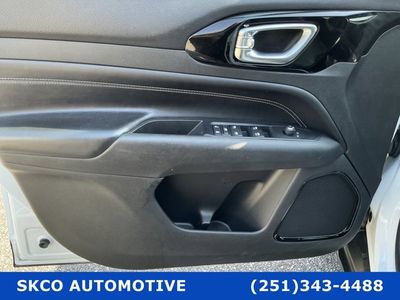 2022 Jeep Compass - Photo 5