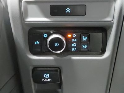 2025 Ford F-150 - Photo 13