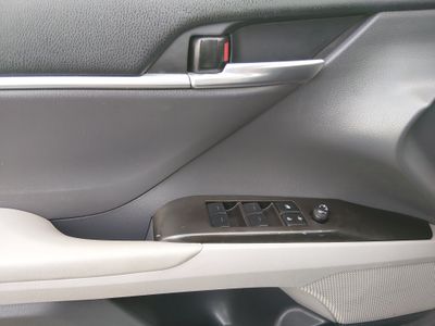 2023 Toyota Camry - Photo 19