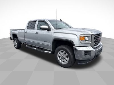 2015 GMC Sierra 2500 HD — rear three-quarter view