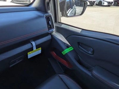 2026 Nissan Frontier — photo 18 view