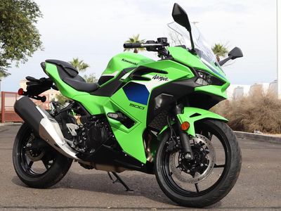 2026 Kawasaki Ninja 500 SE ABS - Photo 2