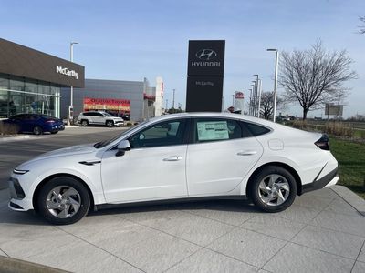 2026 Hyundai Sonata - Photo 2