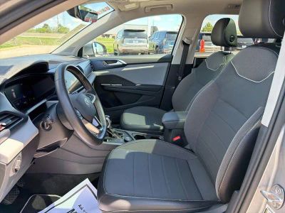 2023 Volkswagen Taos — photo 19 view