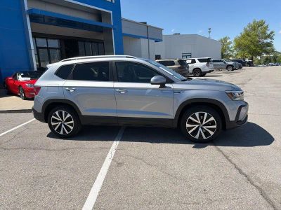 2023 Volkswagen Taos — side profile view