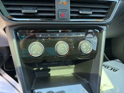 2023 Volkswagen Taos — photo 28 view