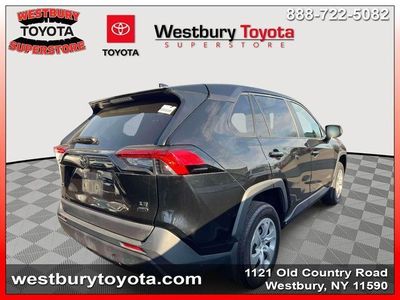 2023 Toyota RAV4 - Photo 3