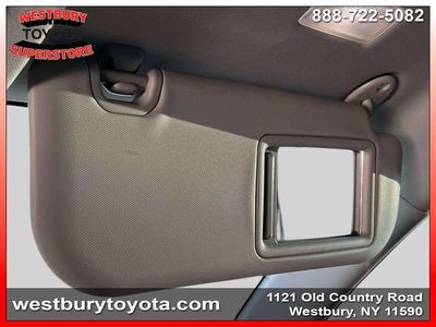 2023 Toyota RAV4 - Photo 28