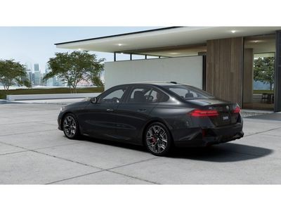 2026 BMW i5 - Photo 2