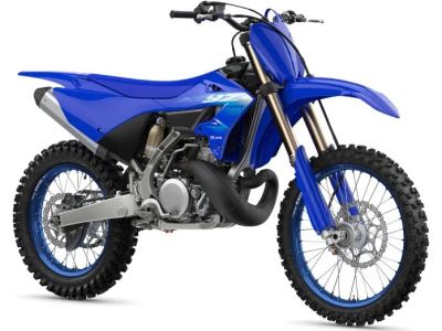 2027 Yamaha YZ250X — rear three-quarter view