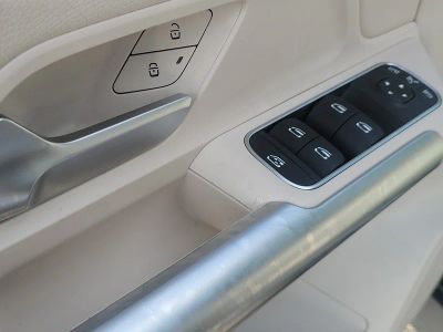 2025 Mercedes-Benz GLA — photo 17 view