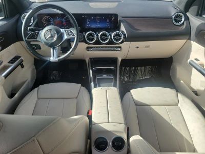 2025 Mercedes-Benz GLA — photo 13 view