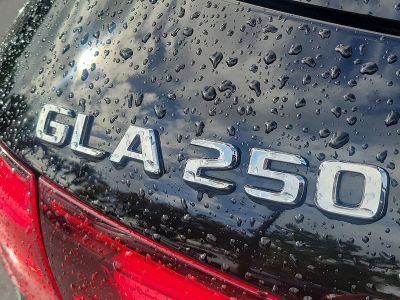 2025 Mercedes-Benz GLA — detail view