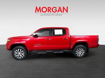 2022 Toyota Tacoma — detail view